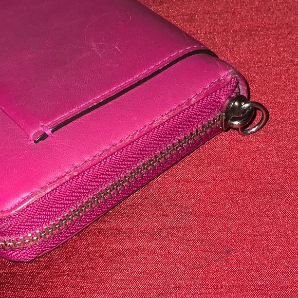 Coach New York Wallet - Picture 8 of 8